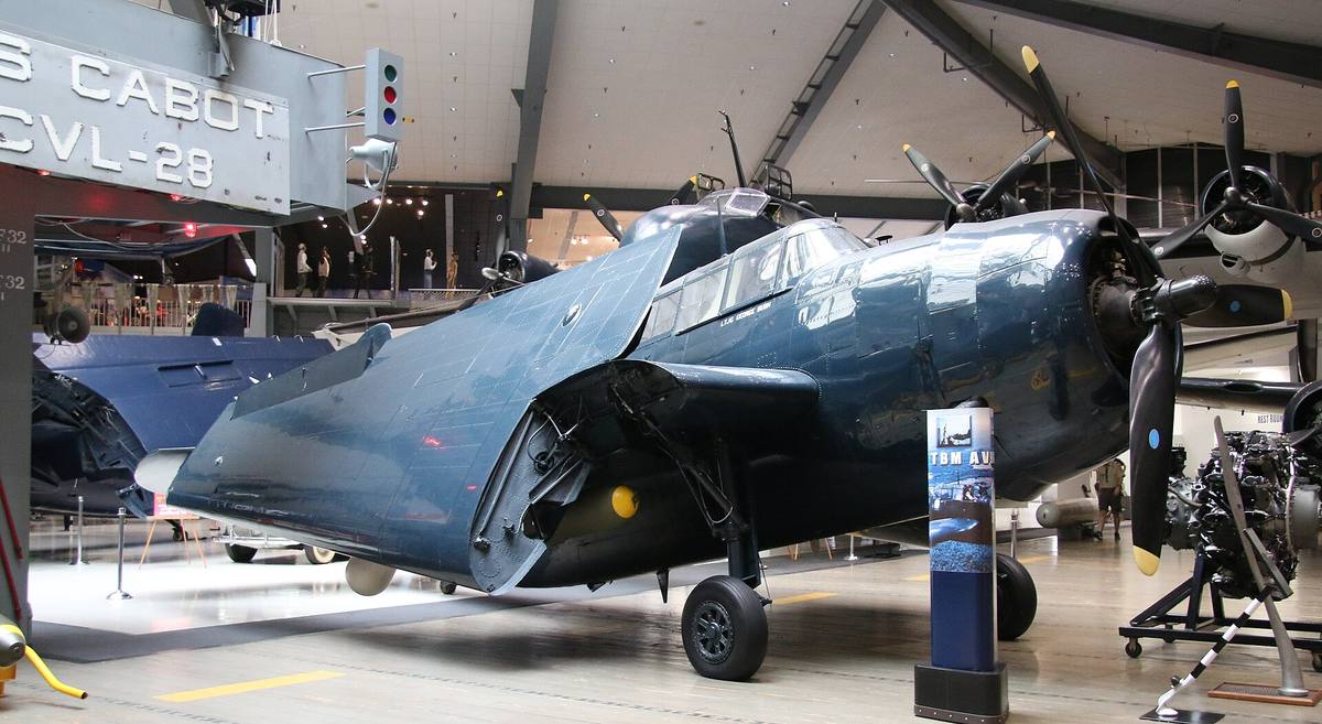 Torpédový bombardér TBM Avenger v muzeu